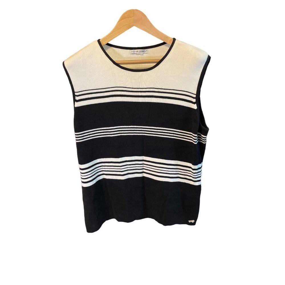 Jillian Jones Black White Sleeveless Knit Round Neck Sweater